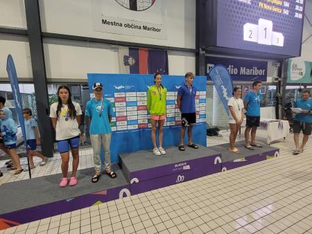 Mladi Calcitovi plavalci blesteli na državnem prvenstvu v Mariboru (7)